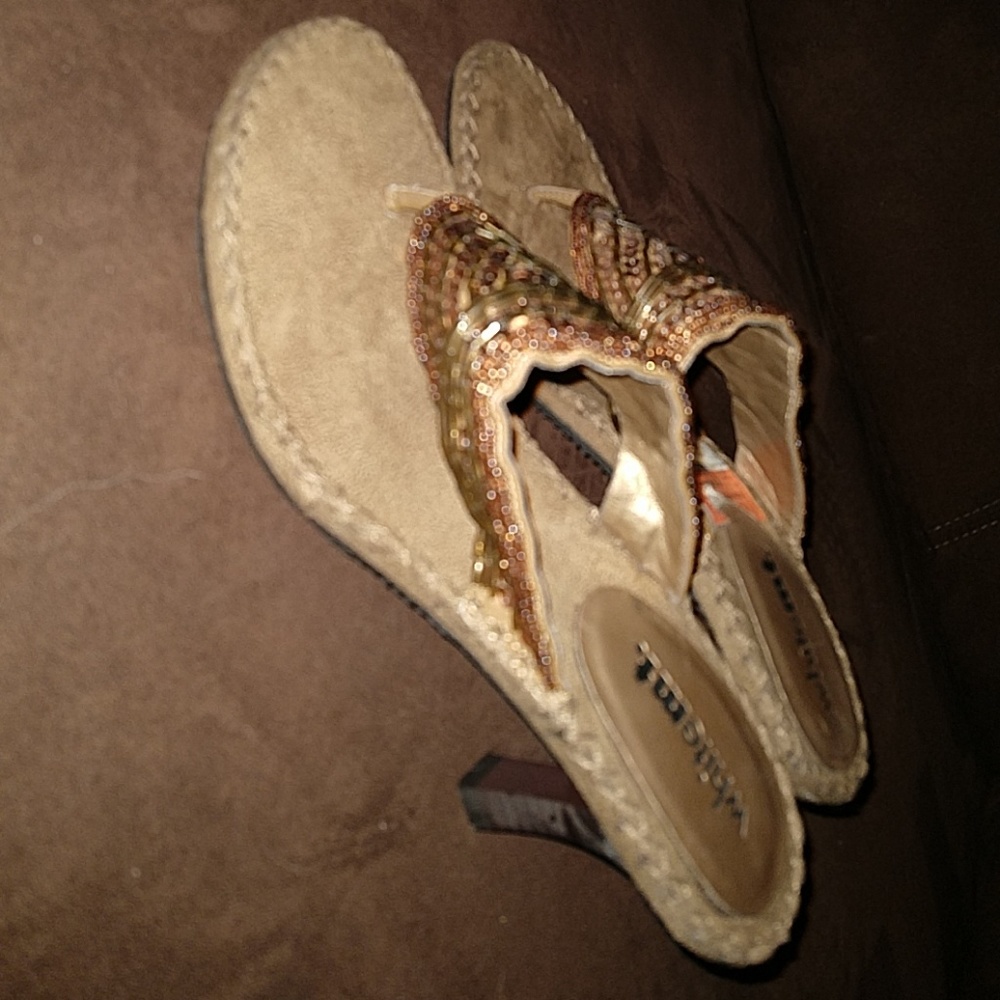 Shoes - Picture 3 of 3